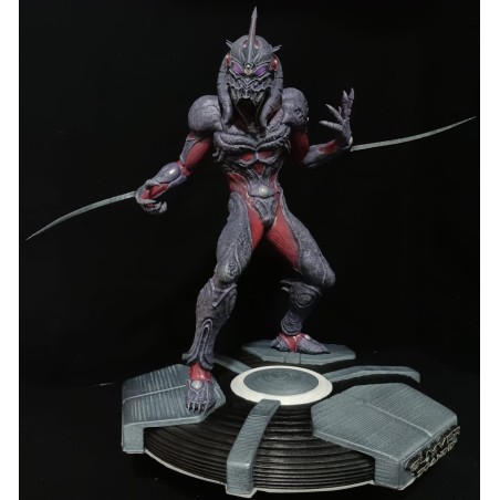 Guyver Zoanoid Dark Hero